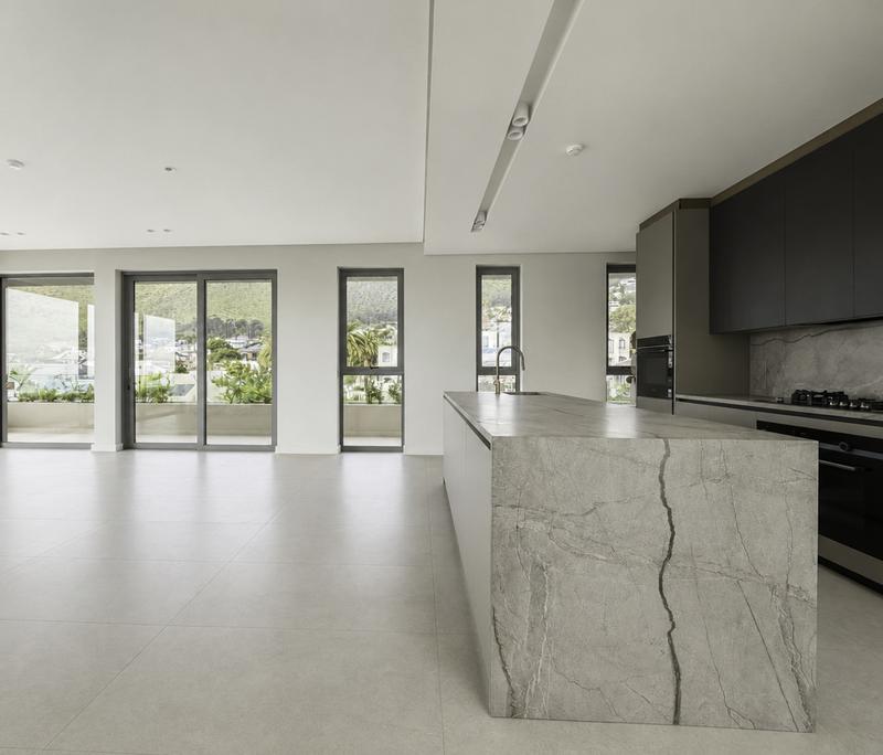 3 Bedroom Property for Sale in Fresnaye Western Cape